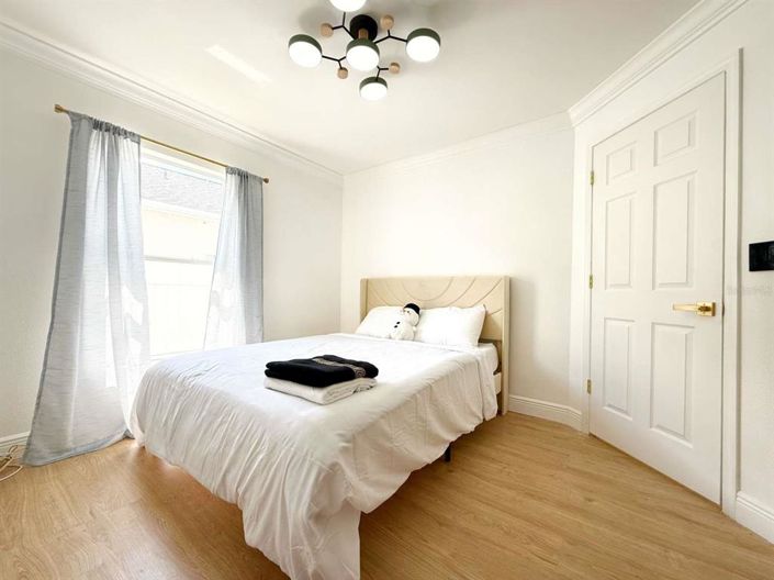 Image No.16-4 Bed Property for sale