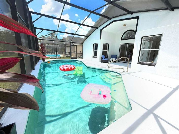 Image No.24-4 Bed Property for sale