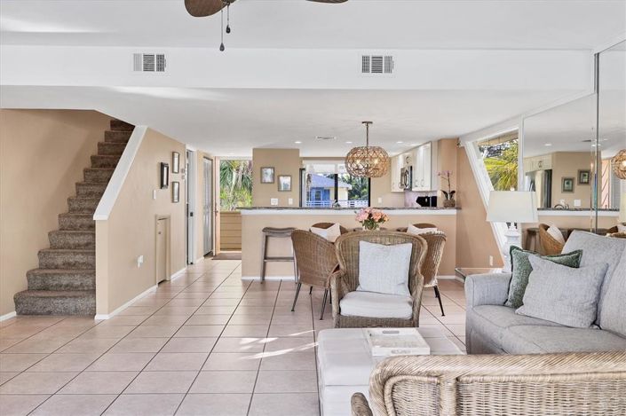 Image No.16-2 Bed Property for sale