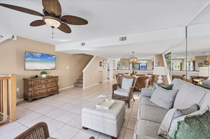 Image No.17-2 Bed Property for sale