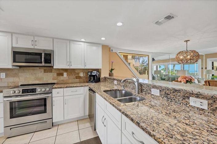 Image No.22-2 Bed Property for sale