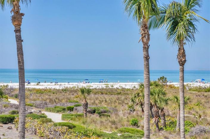 Image No.28-2 Bed Property for sale