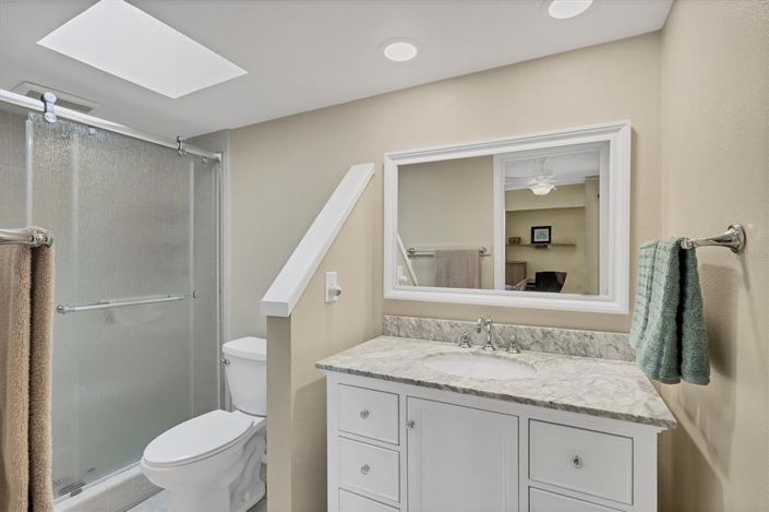 Image No.49-2 Bed Property for sale