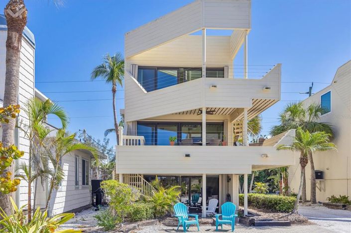 Image No.60-2 Bed Property for sale