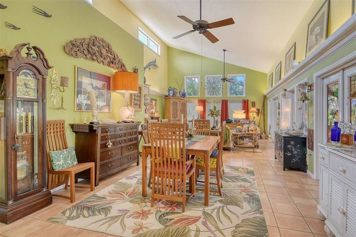 Image No.14-3 Bed Property for sale