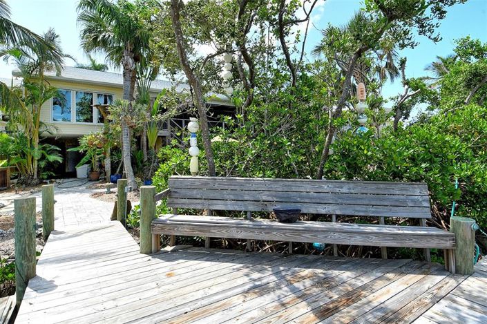 Image No.60-3 Bed Property for sale