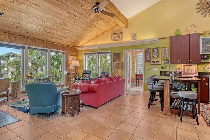 Image No.7-3 Bed Property for sale