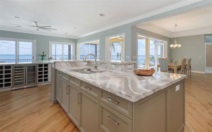 Image No.29-3 Bed Property for sale