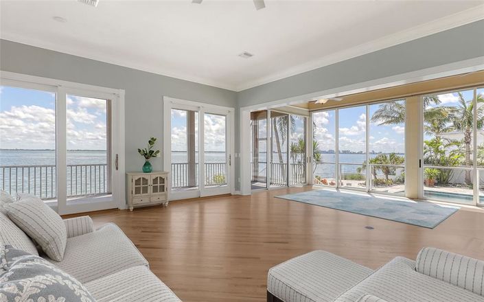 Image No.31-3 Bed Property for sale