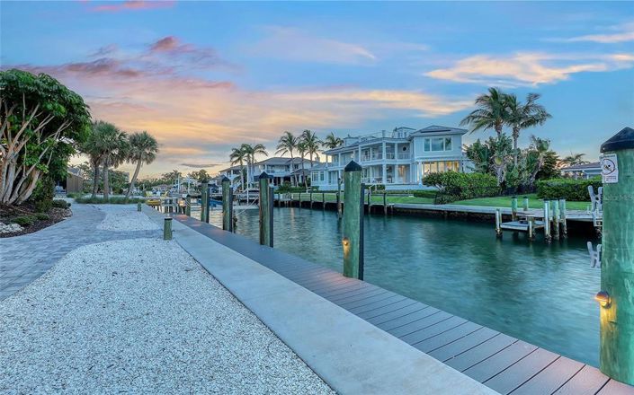 Image No.9-3 Bed Property for sale