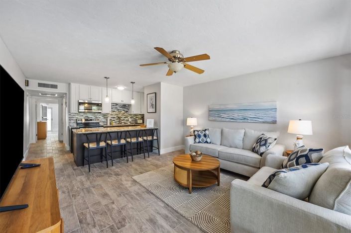 Image No.3-2 Bed Property for sale