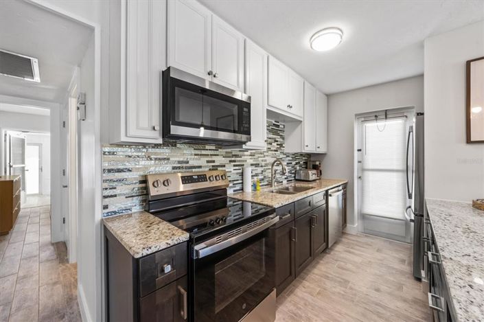 Image No.7-2 Bed Property for sale