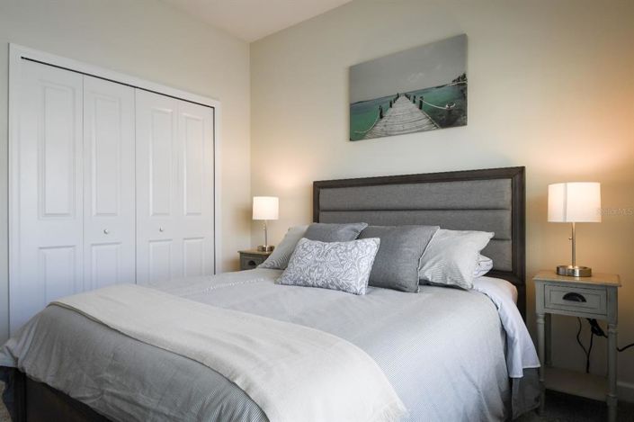 Image No.2-5 Bed Townhouse for sale