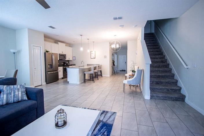 Image No.7-5 Bed Townhouse for sale