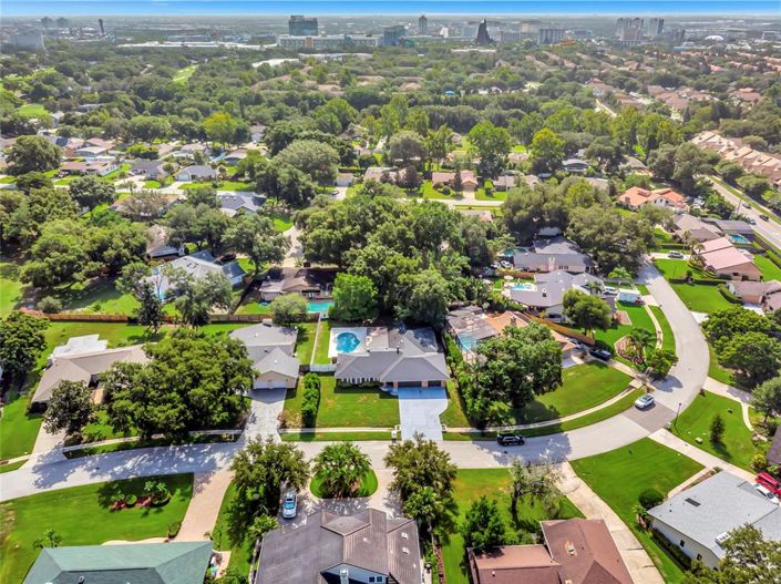 Image No.48-4 Bed Property for sale