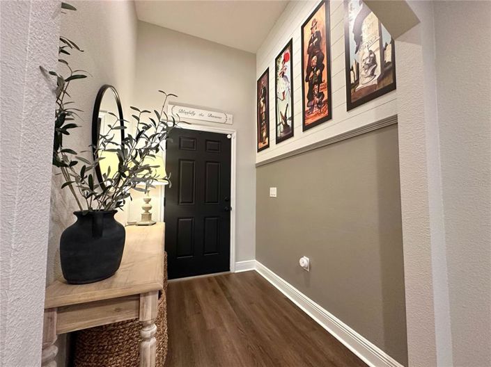 Image No.10-4 Bed Property for sale