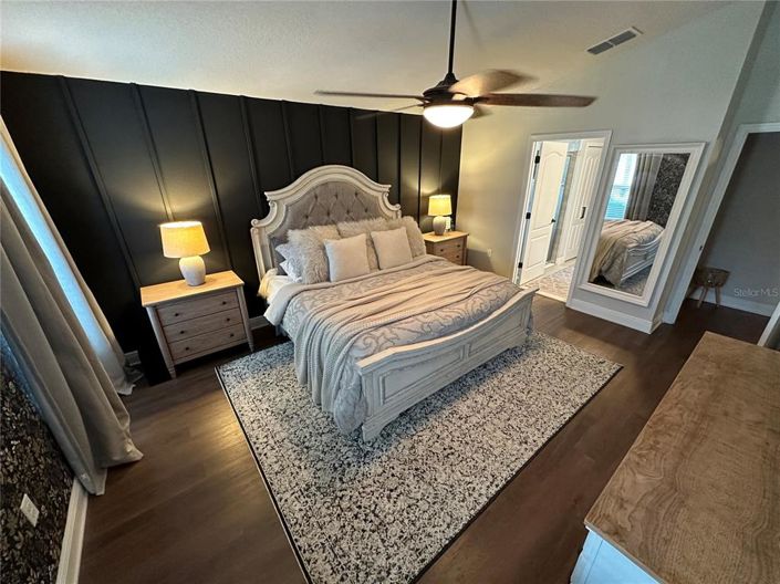 Image No.12-4 Bed Property for sale