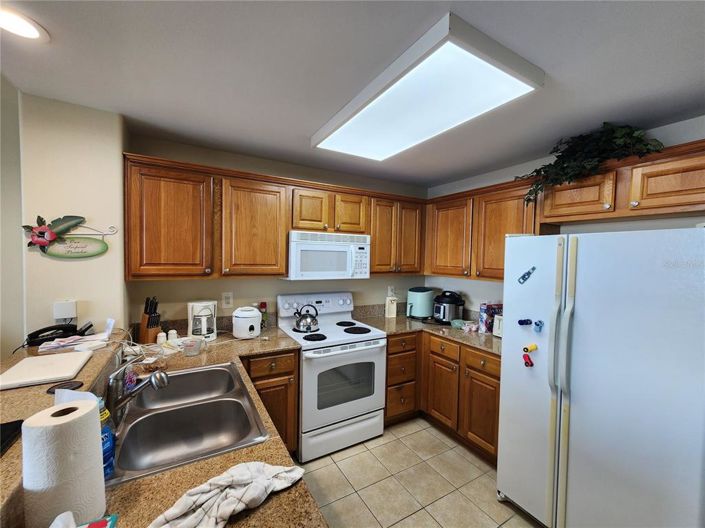 Image No.25-1 Bed Property for sale