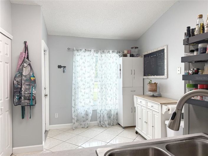 Image No.13-4 Bed Property for sale