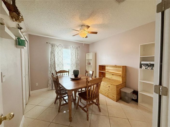 Image No.27-4 Bed Property for sale