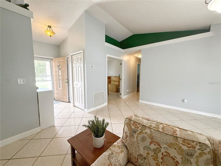 Image No.3-4 Bed Property for sale