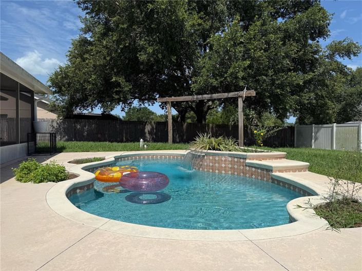 Image No.33-4 Bed Property for sale