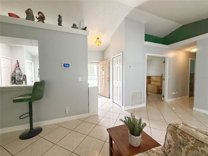 Image No.4-4 Bed Property for sale