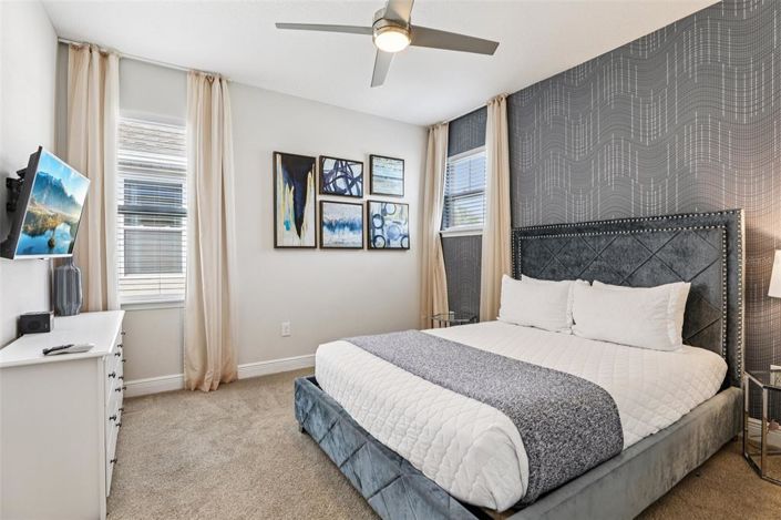 Image No.34-5 Bed Property for sale