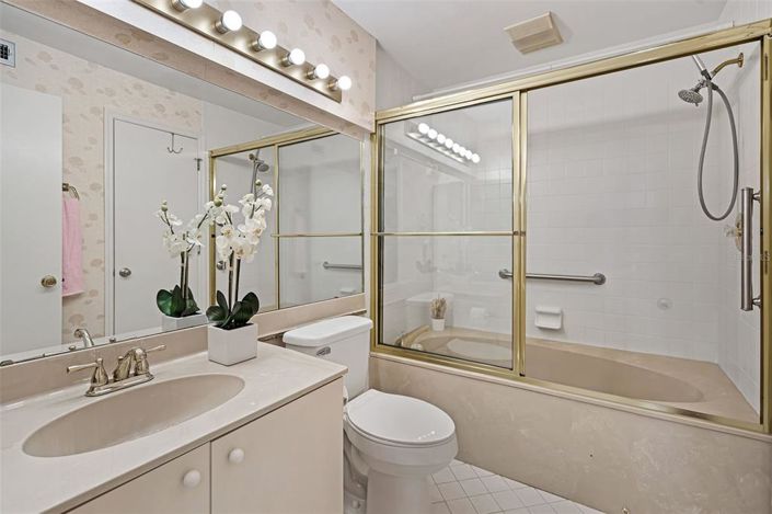 Image No.24-3 Bed Townhouse for sale