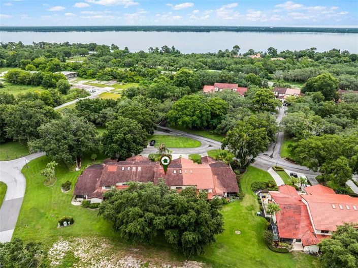 Image No.40-3 Bed Townhouse for sale