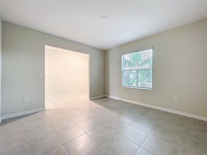 Image No.28-4 Bed Property for sale