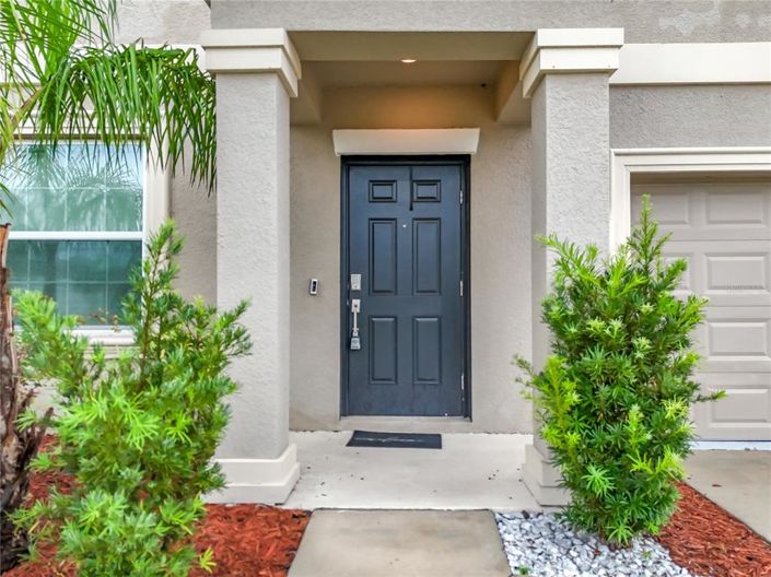 Image No.4-4 Bed Property for sale