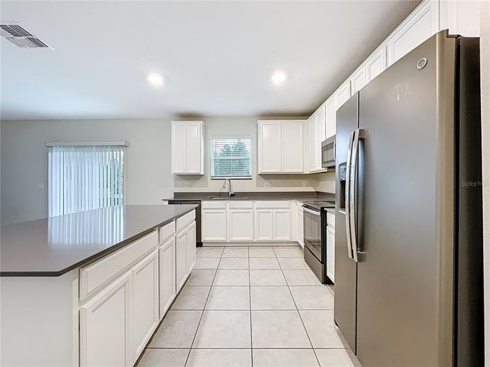 Image No.7-4 Bed Property for sale