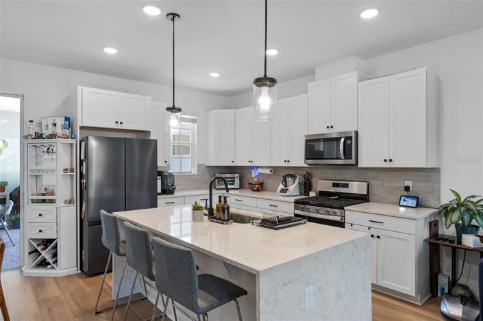 Image No.18-3 Bed Townhouse for sale