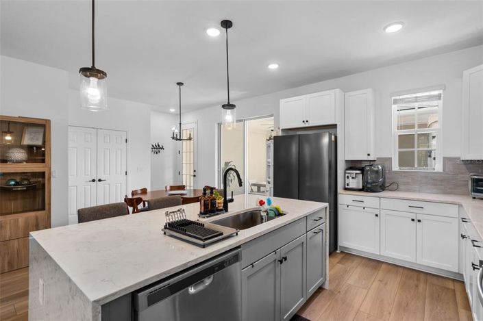 Image No.20-3 Bed Townhouse for sale