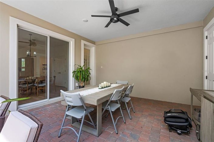 Image No.24-3 Bed Townhouse for sale