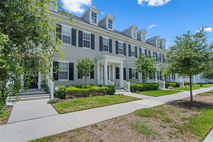 Image No.8-3 Bed Townhouse for sale