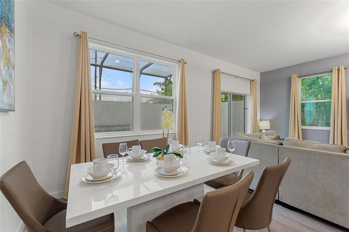 Image No.11-3 Bed Townhouse for sale