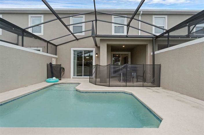 Image No.30-4 Bed Townhouse for sale