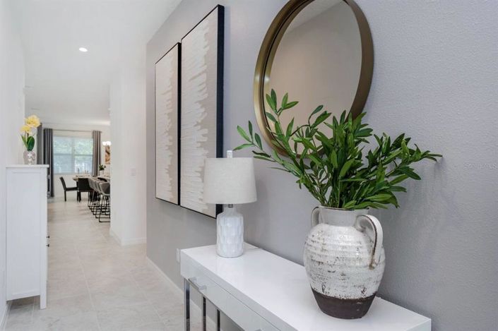 Image No.2-6 Bed Property for sale