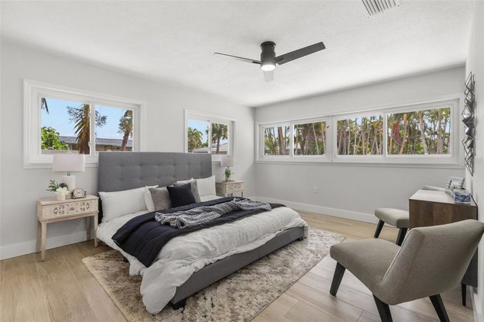 Image No.19-4 Bed Property for sale