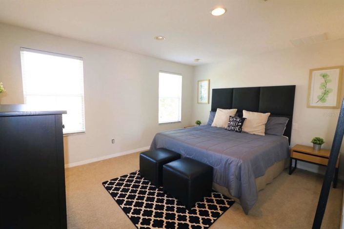 Image No.13-2 Bed Townhouse for sale