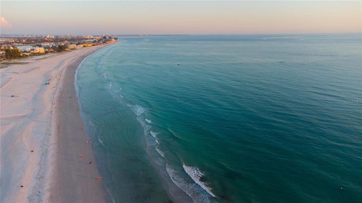 Image No.37-3 Bed Property for sale