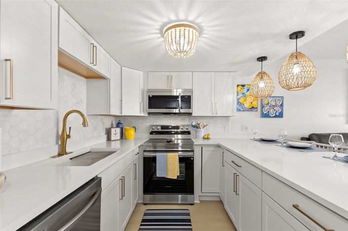 Image No.11-1 Bed Property for sale