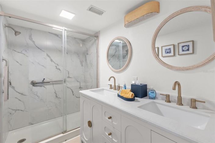 Image No.18-1 Bed Property for sale