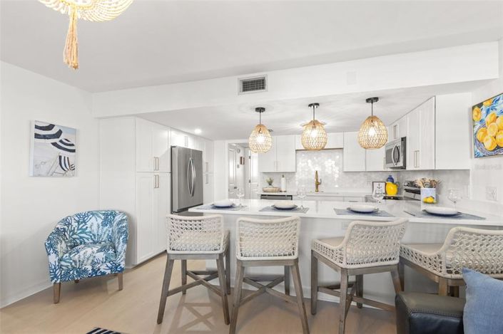 Image No.7-1 Bed Property for sale