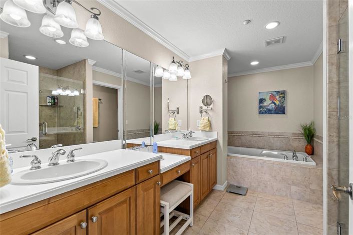 Image No.32-3 Bed Property for sale