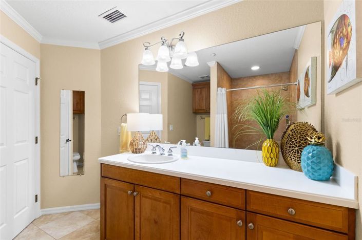 Image No.38-3 Bed Property for sale