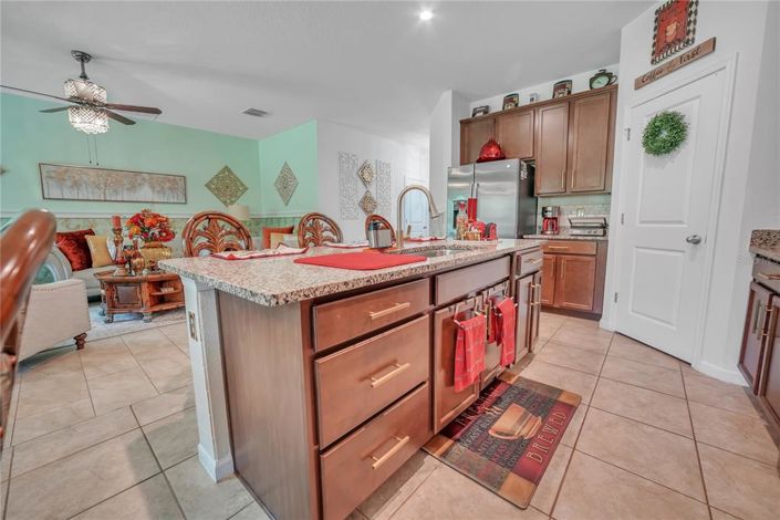 Image No.18-3 Bed Property for sale