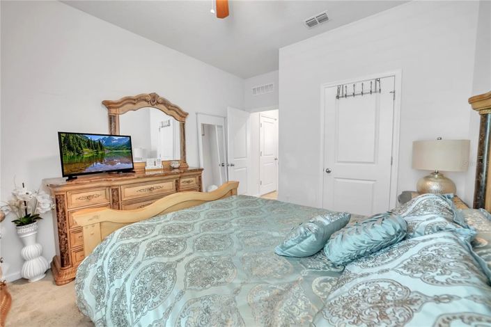 Image No.36-3 Bed Property for sale